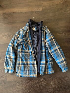 Legendary Whitetails Blue Tan Plaid Hooded Jacket with Quilted Liner